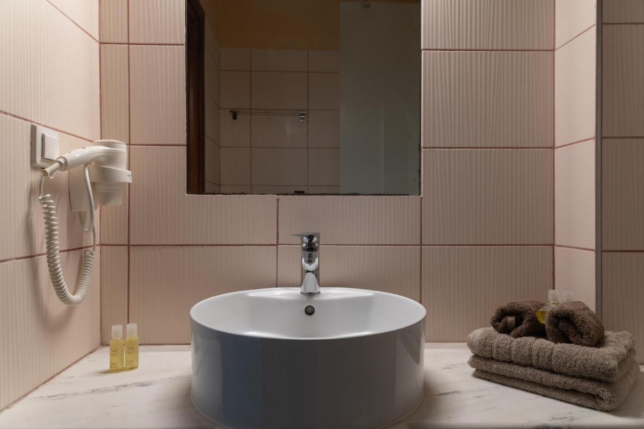 Arsas Suites Nikiti  Ngoại thất bức ảnh